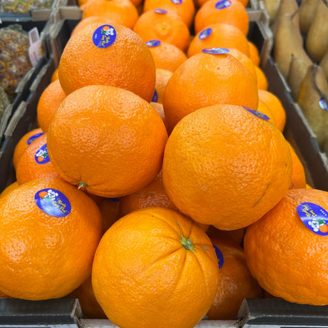 Oranges Easy Peel Navels per kg available at The Prickly Pineapple