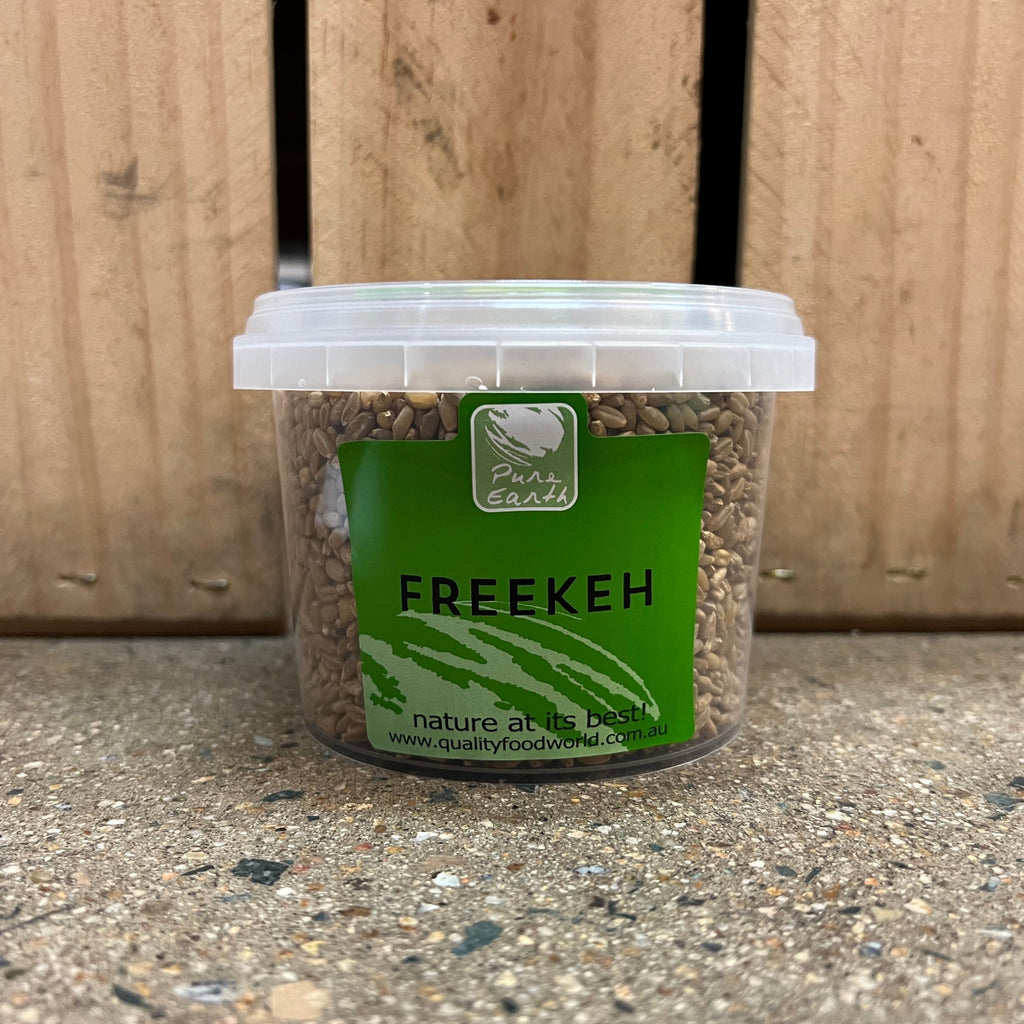 Pure Earth Australian Freekeh 400g available at The Prickly Pineapple